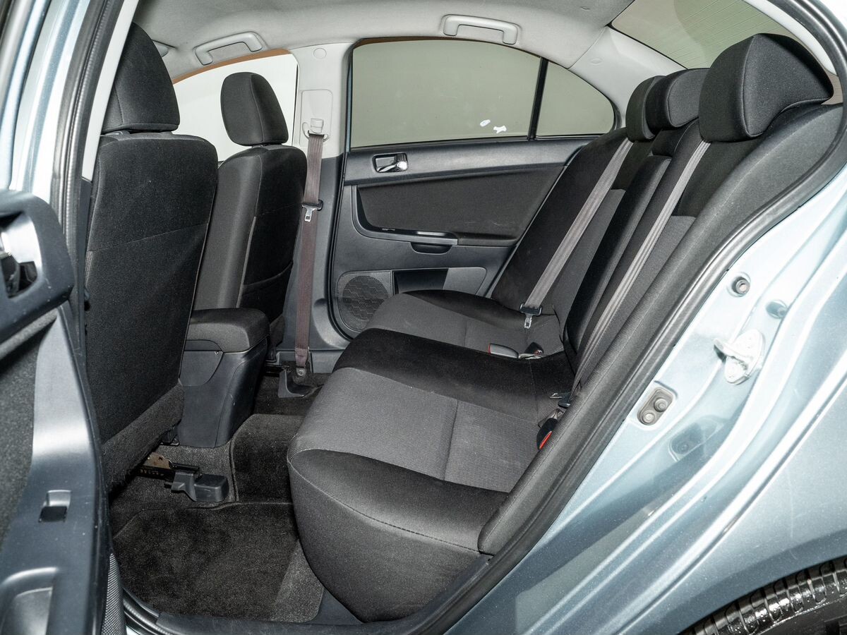 Mitsubishi Lancer 2008 - фото автомобиля