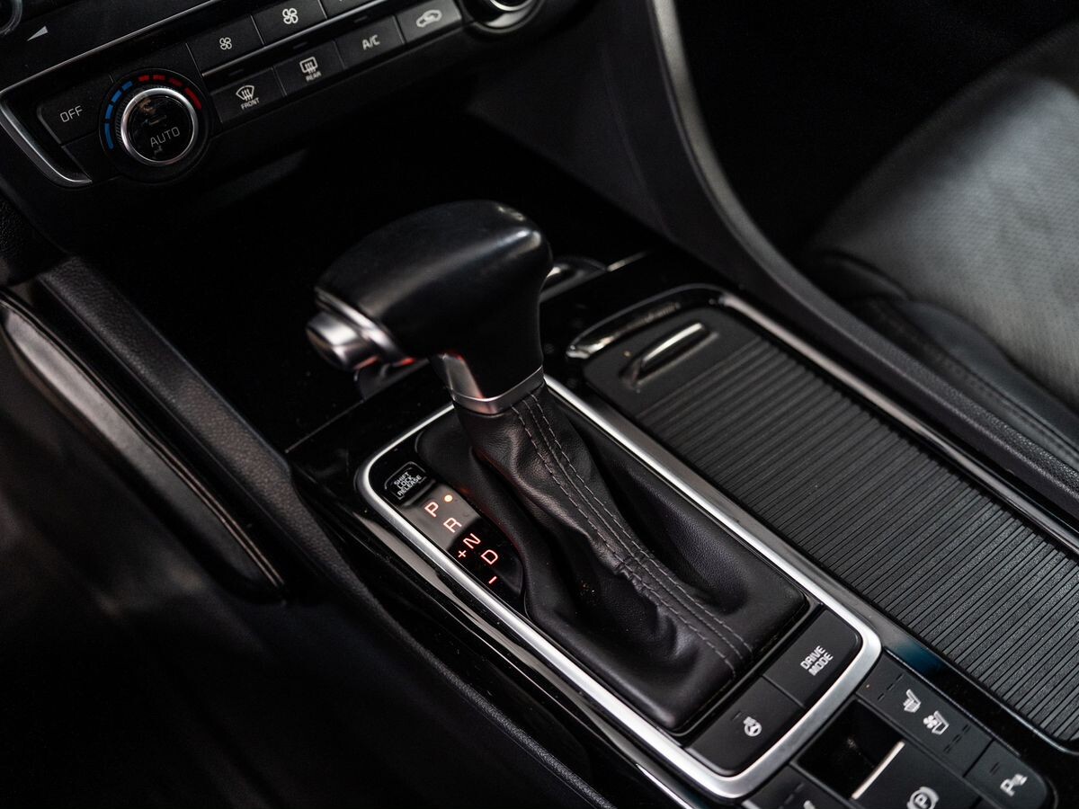 Kia Optima 2019 - фото автомобиля
