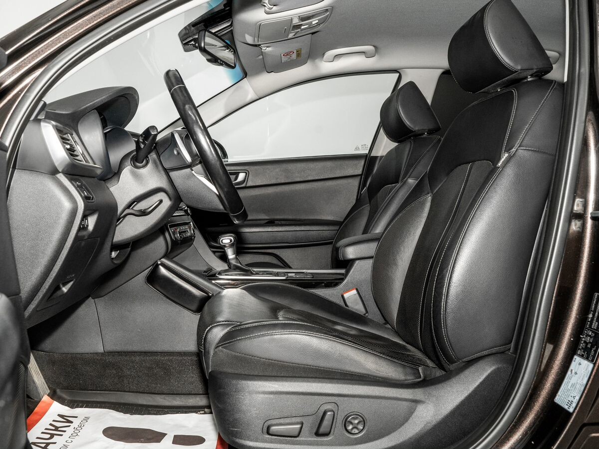 Kia Optima 2019 - фото автомобиля