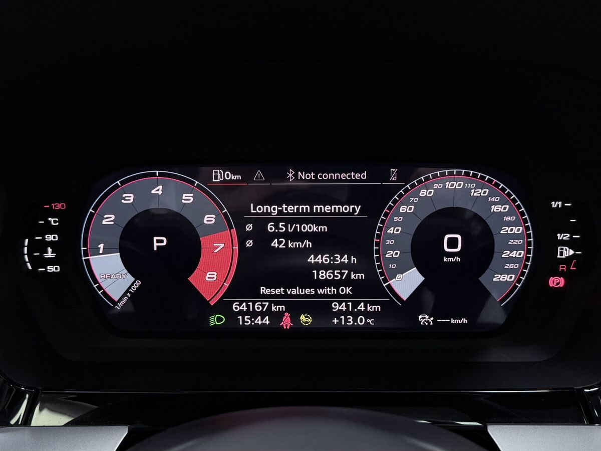 Audi A3 2022 - фото автомобиля
