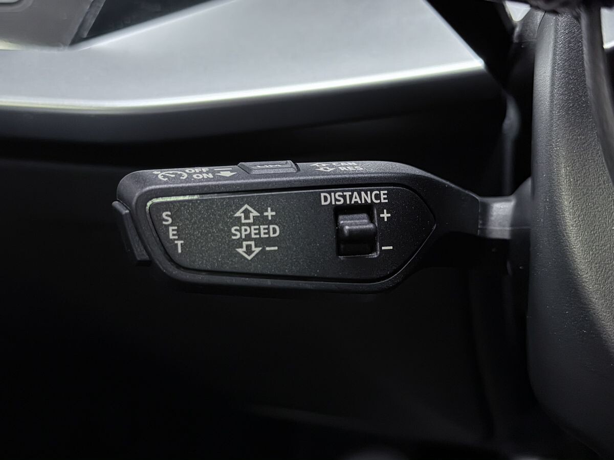 Audi A3 2022 - фото автомобиля