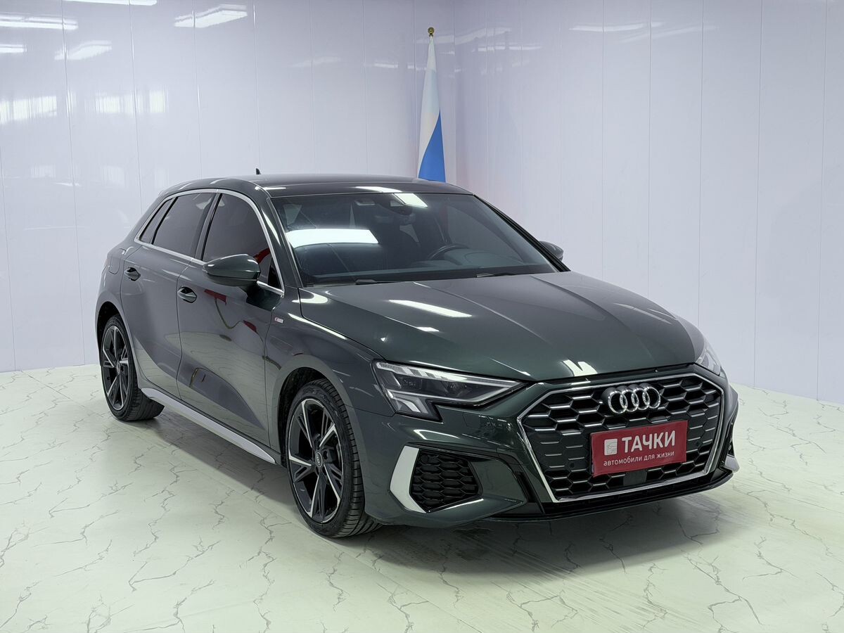 Audi A3 2022 - фото автомобиля