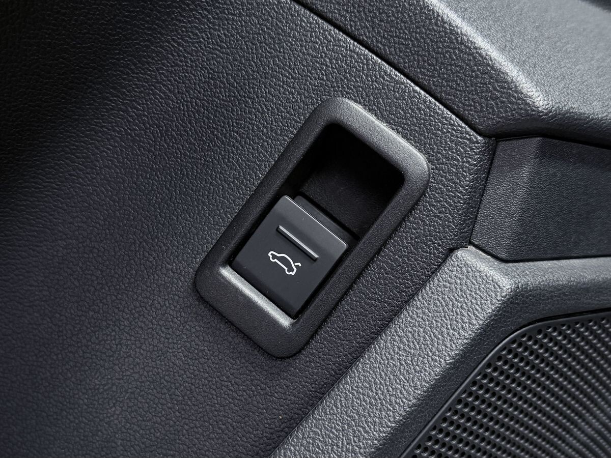 Audi A3 2022 - фото автомобиля