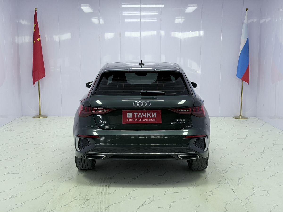 Audi A3 2022 - фото автомобиля