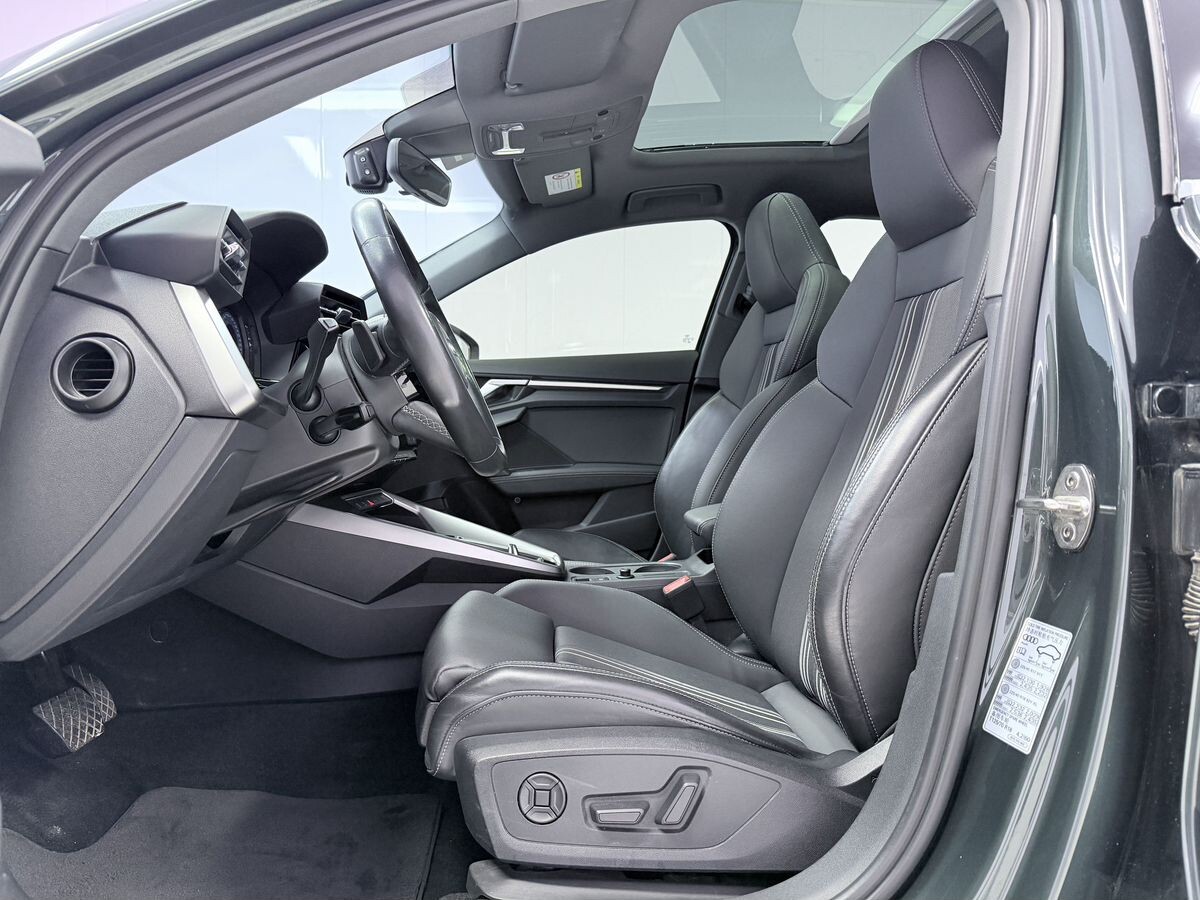 Audi A3 2022 - фото автомобиля