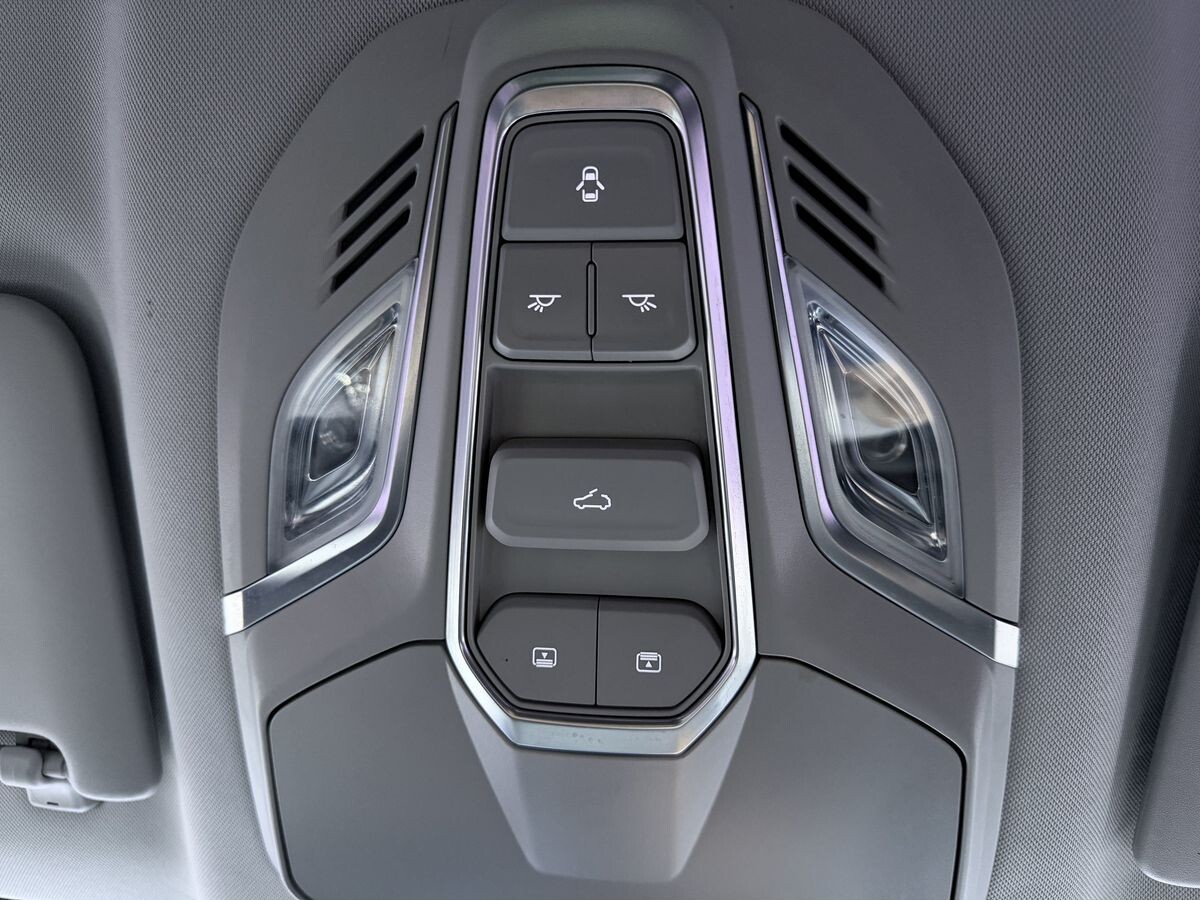 Wuling Victory 2021 - фото автомобиля