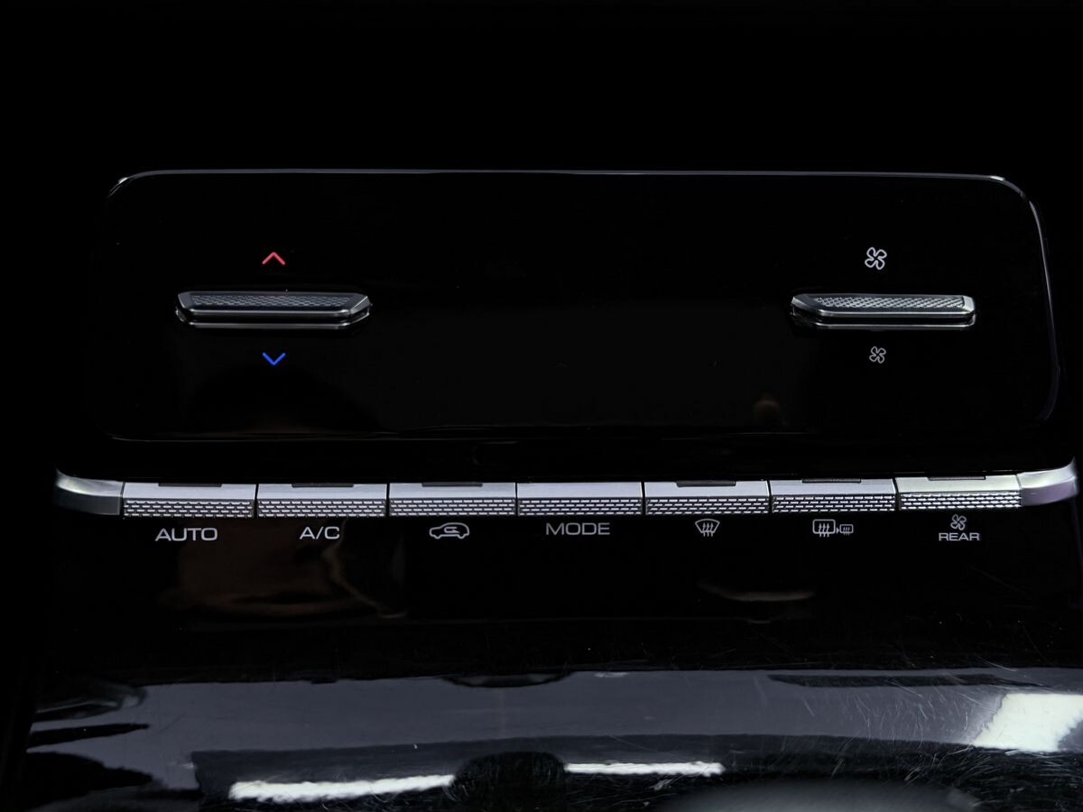 Wuling Victory 2021 - фото автомобиля