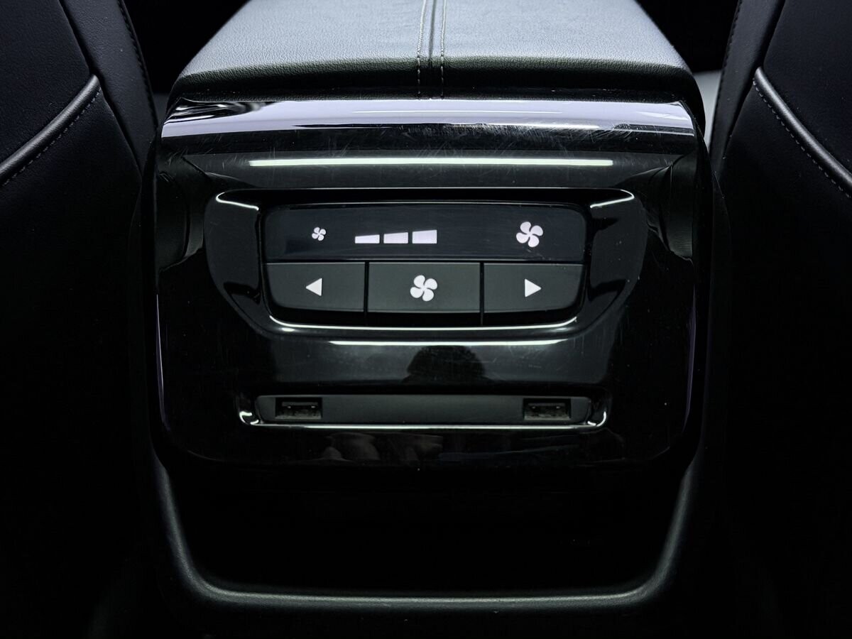 Wuling Victory 2021 - фото автомобиля