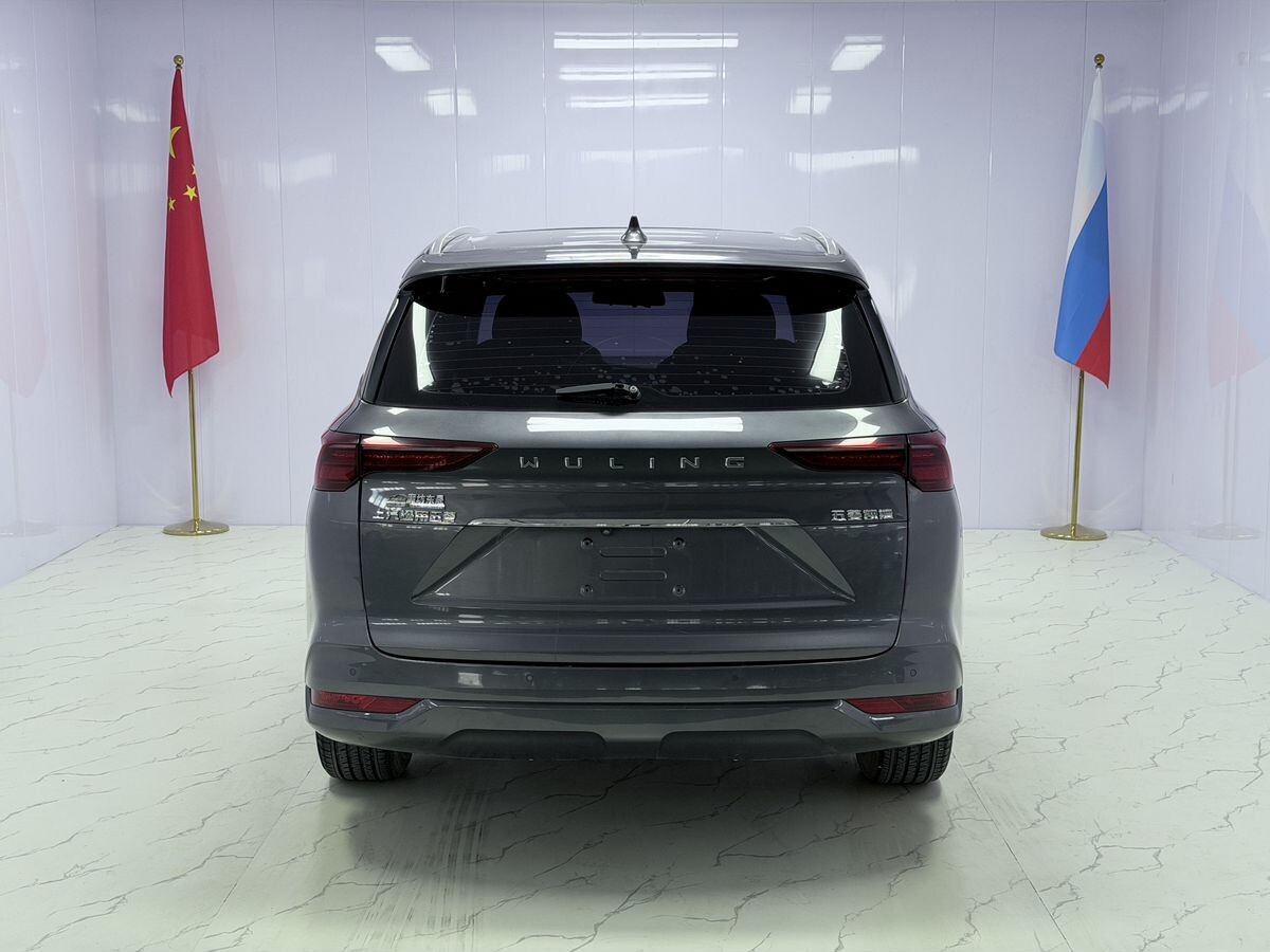 Wuling Victory 2021 - фото автомобиля