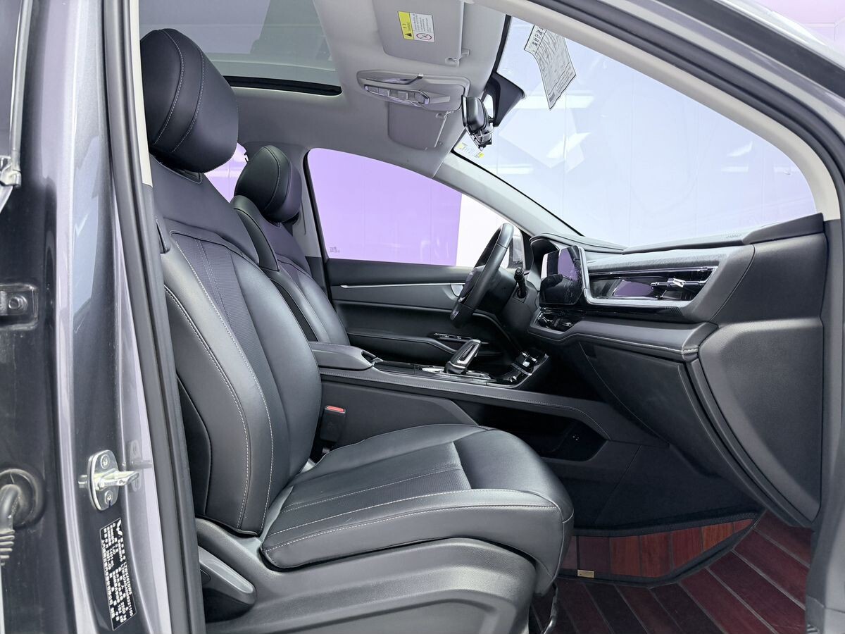 Wuling Victory 2021 - фото автомобиля