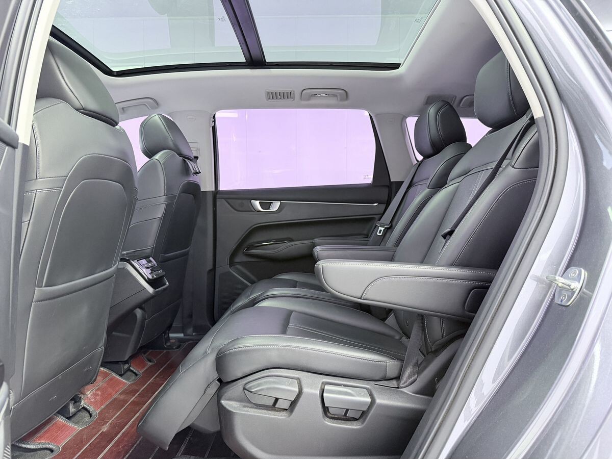 Wuling Victory 2021 - фото автомобиля