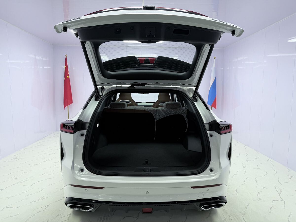 Changan UNI-Z 2026 - фото автомобиля