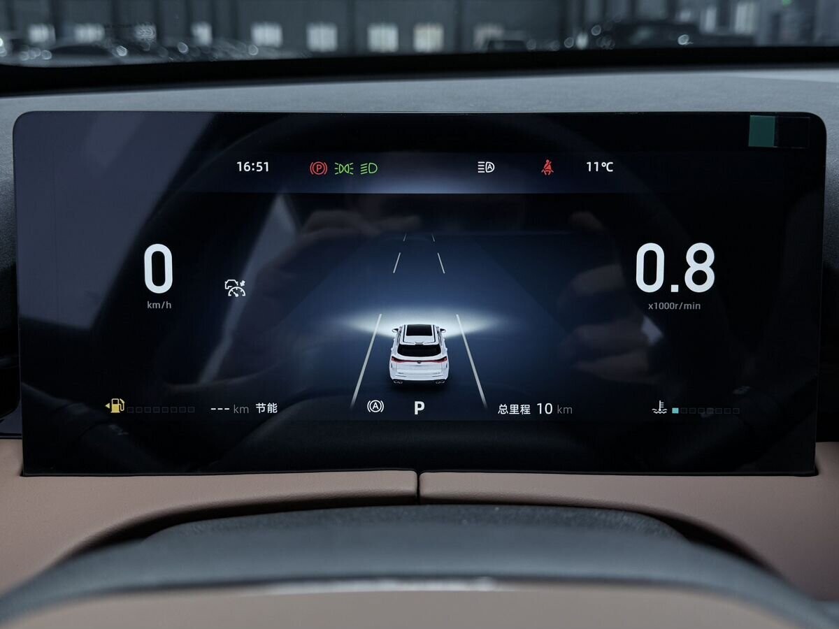 Changan UNI-Z 2026 - фото автомобиля