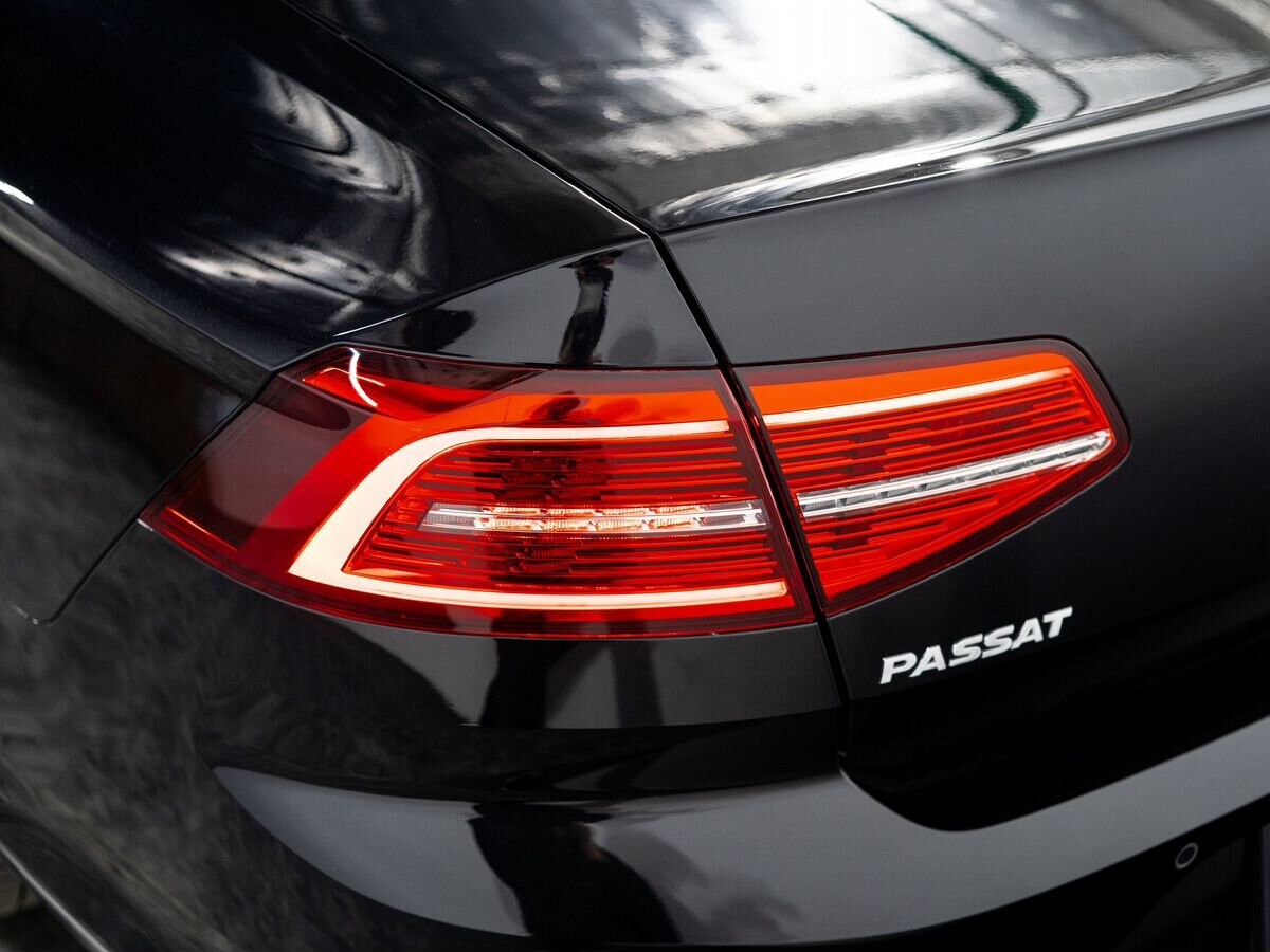 Volkswagen Passat 2016 - фото автомобиля