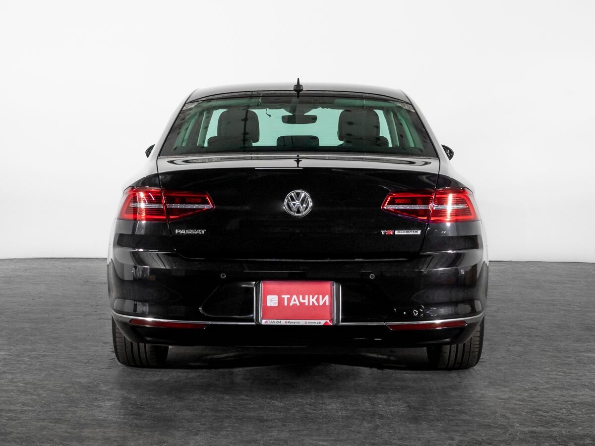 Volkswagen Passat 2016 - фото автомобиля
