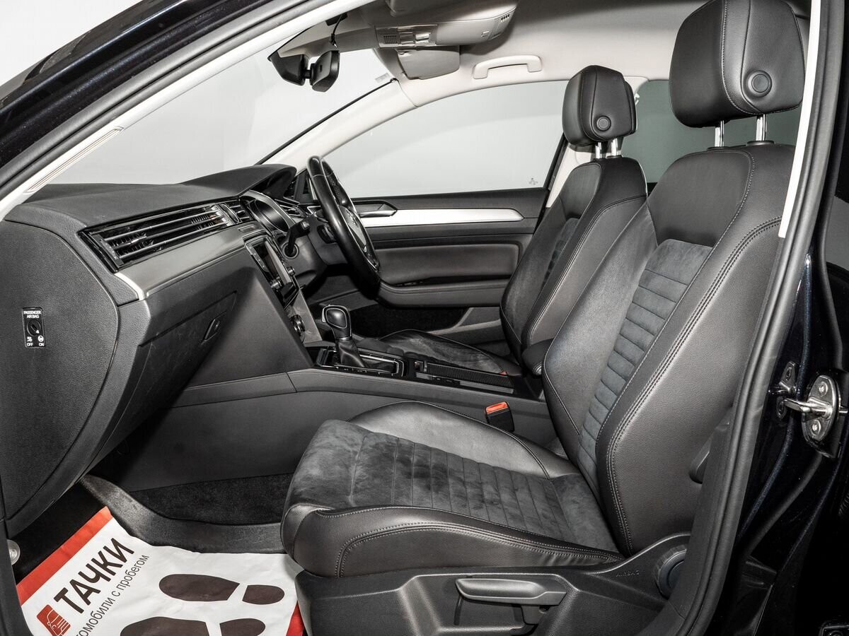 Volkswagen Passat 2016 - фото автомобиля