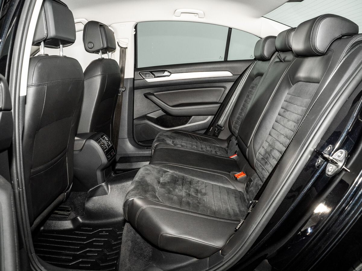 Volkswagen Passat 2016 - фото автомобиля