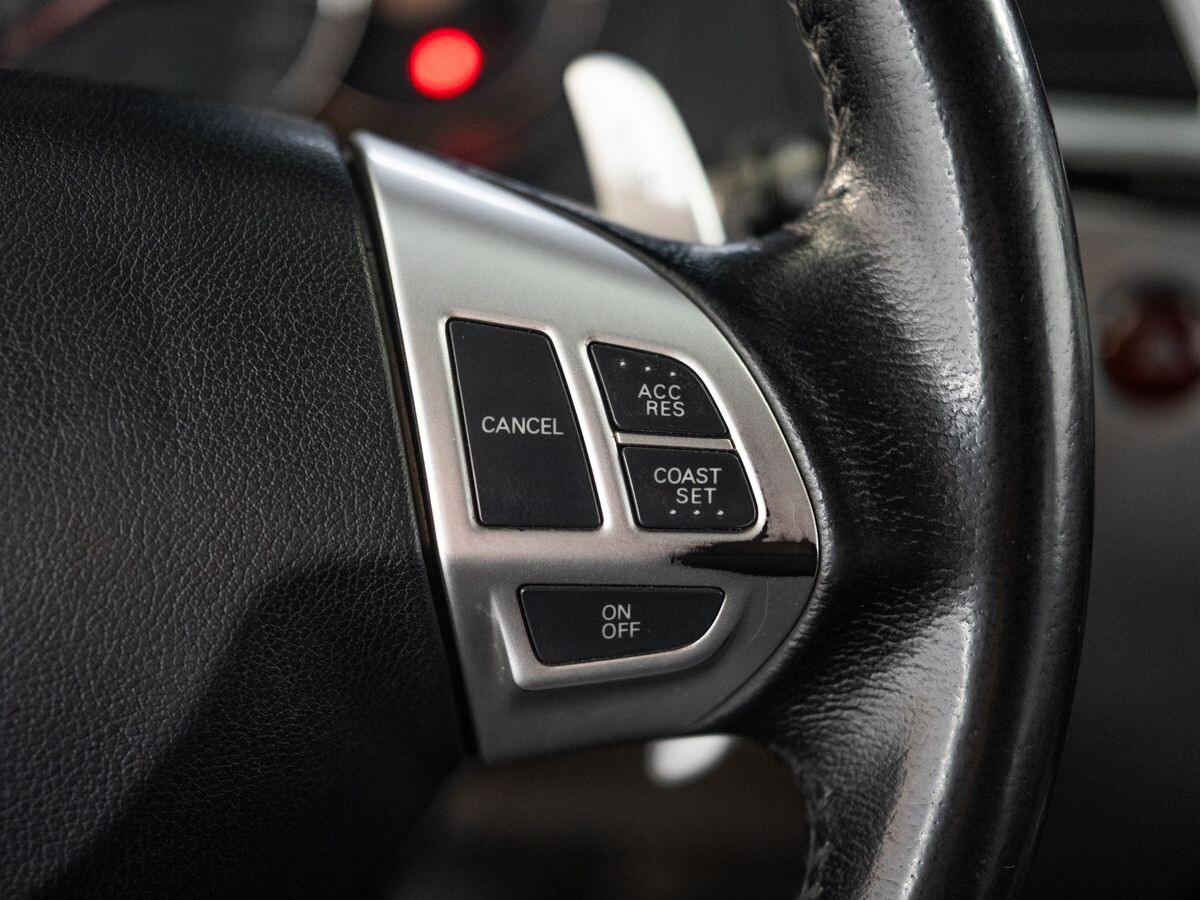 Mitsubishi Pajero Sport 2014 - фото автомобиля