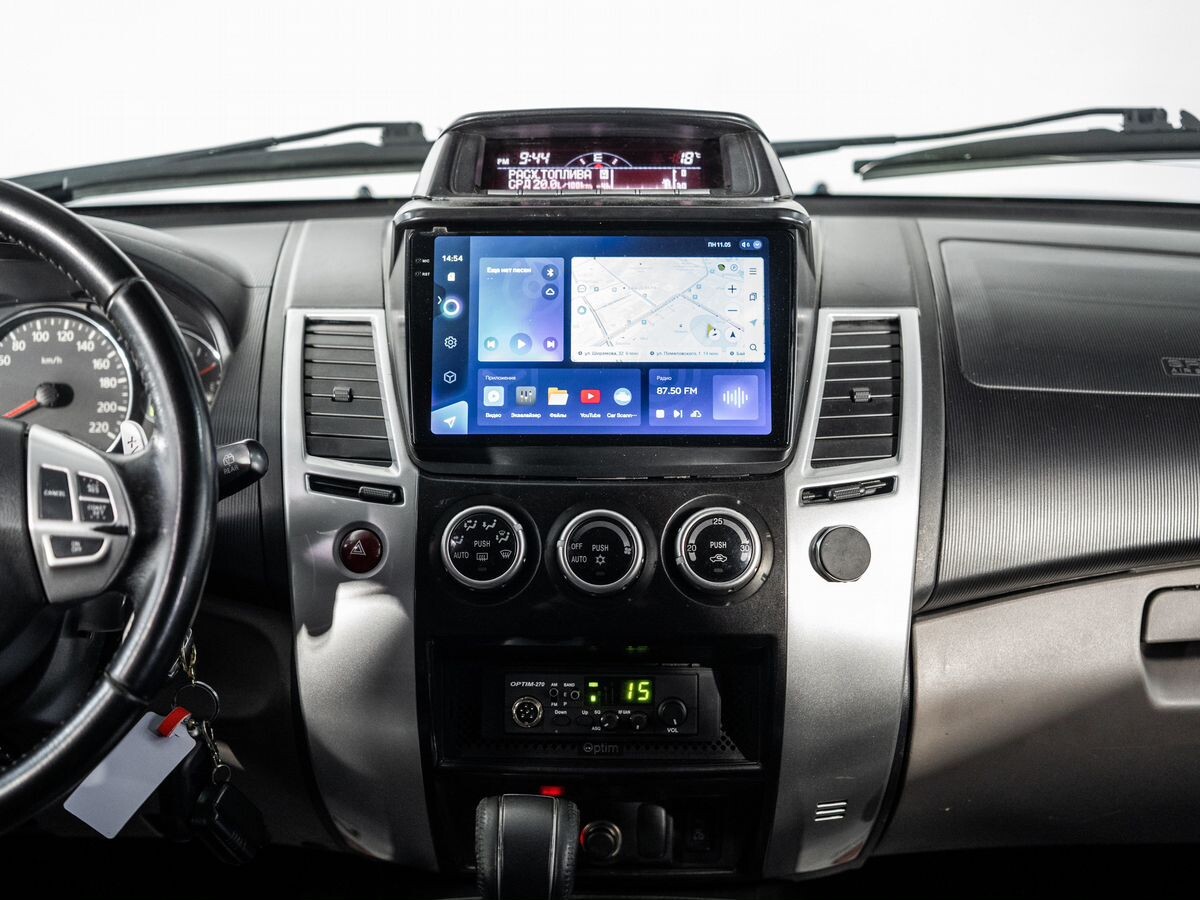 Mitsubishi Pajero Sport 2014 - фото автомобиля