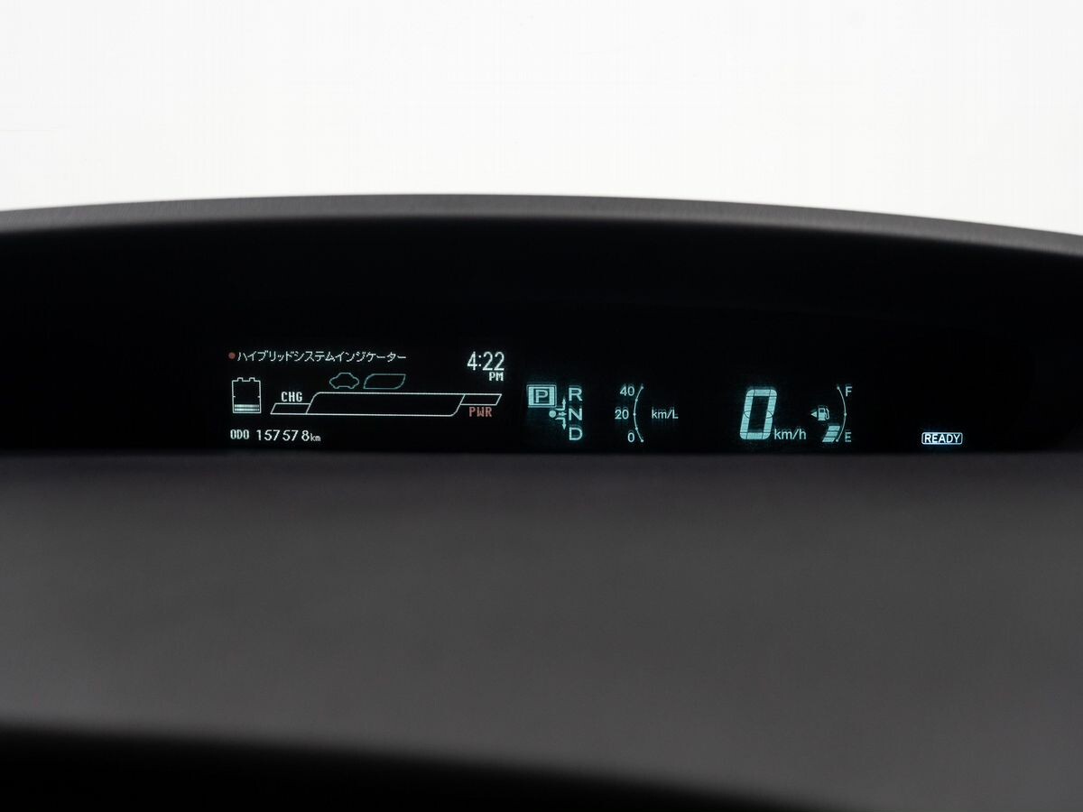 Toyota Prius 2015 - фото автомобиля