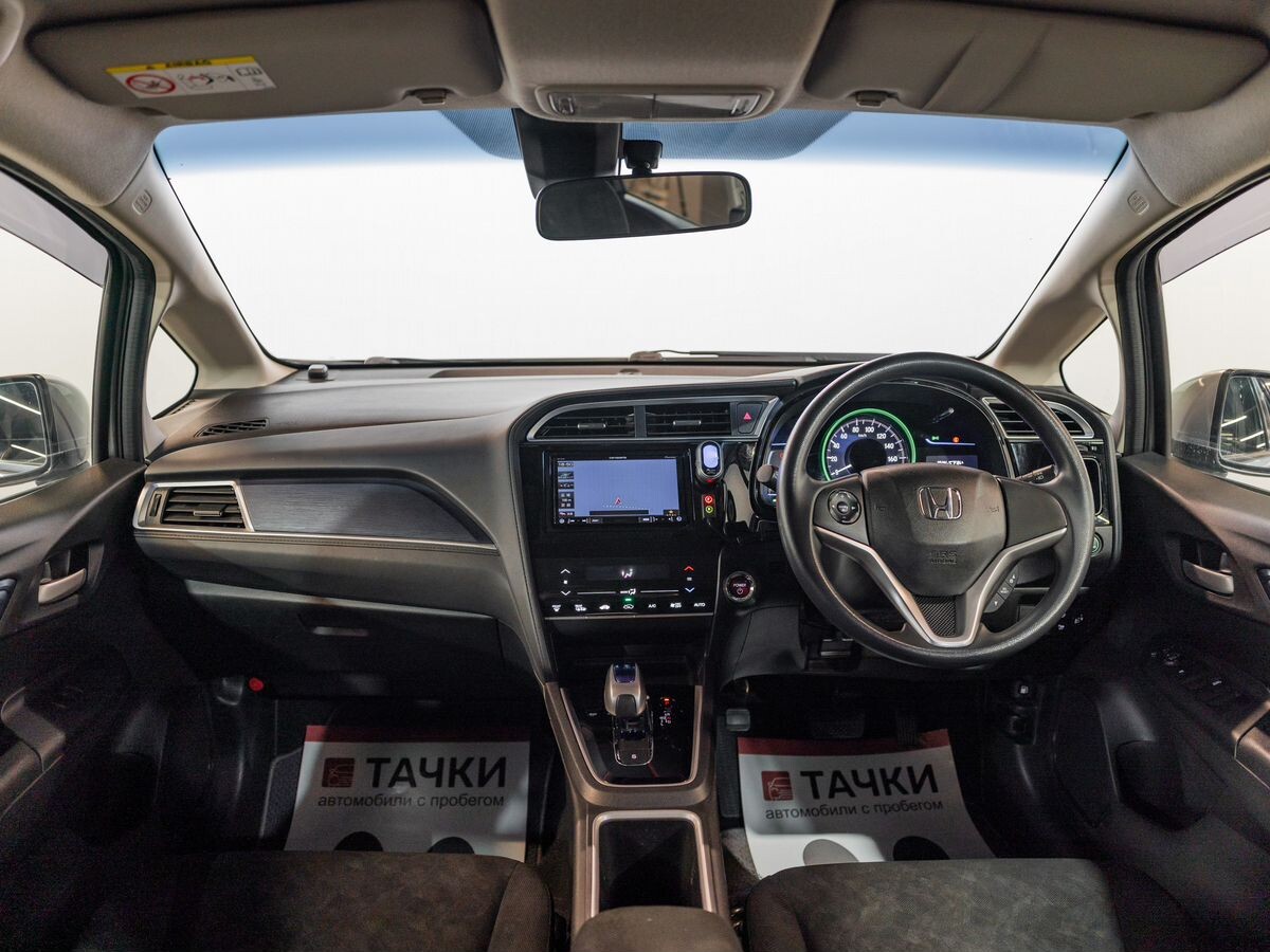 Honda Shuttle 2017 - фото автомобиля