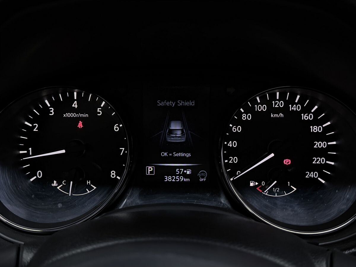 Nissan X-Trail 2022 - фото автомобиля