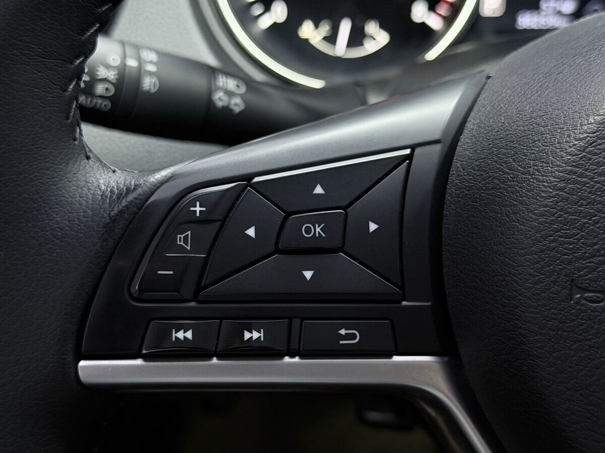 Nissan X-Trail 2022 - фото автомобиля