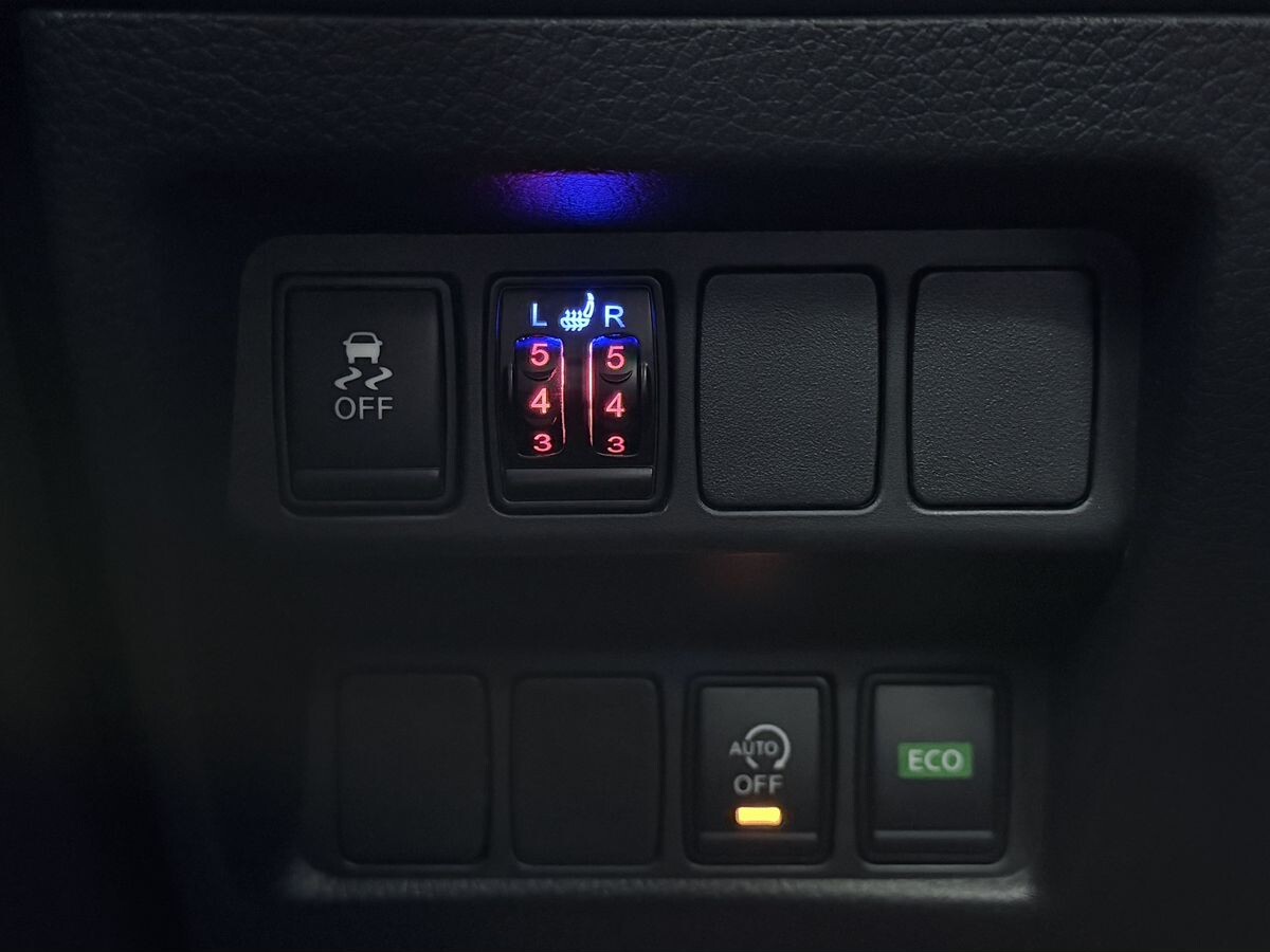 Nissan X-Trail 2022 - фото автомобиля