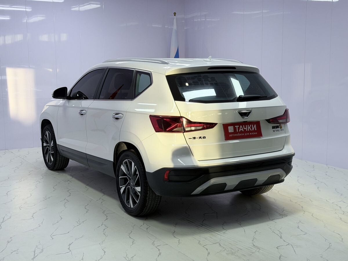 Jetta VS5 2021 - фото автомобиля