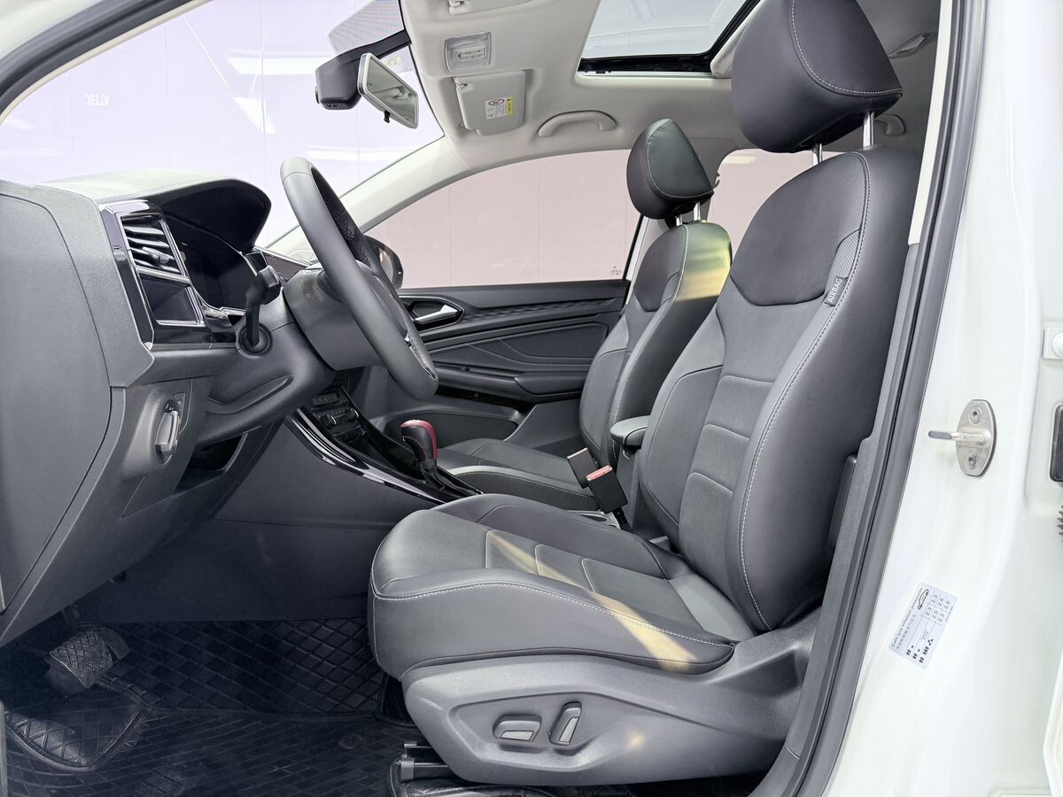 Jetta VS5 2021 - фото автомобиля