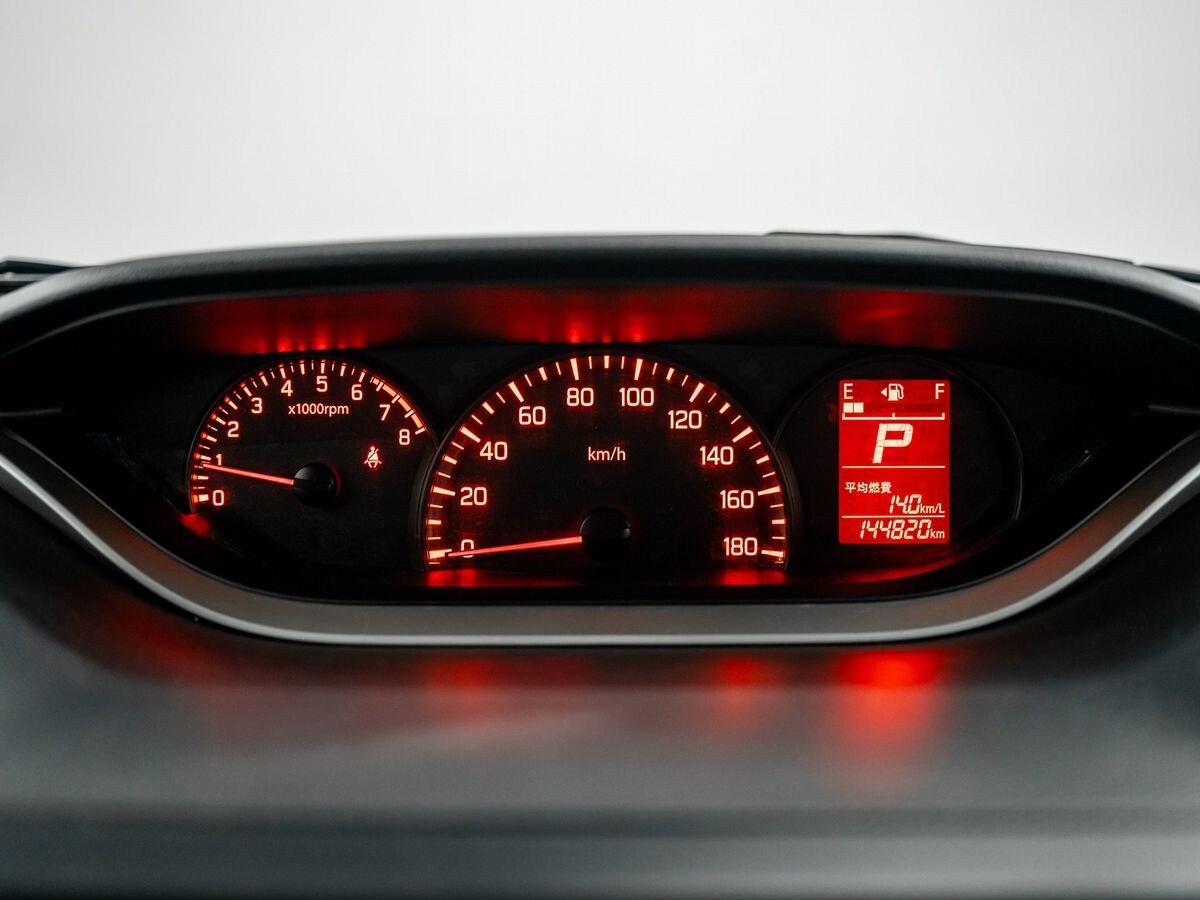 Suzuki Solio 2017 - фото автомобиля