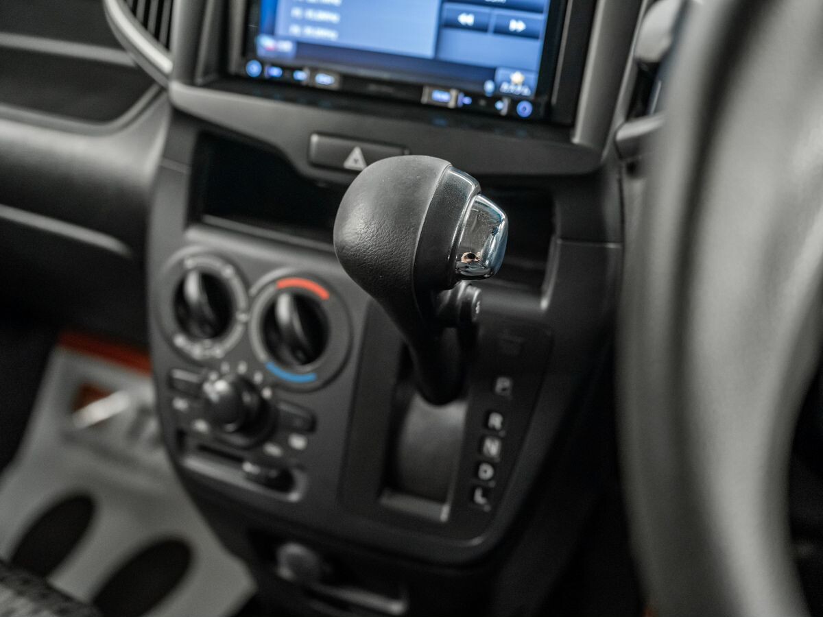 Suzuki Solio 2017 - фото автомобиля