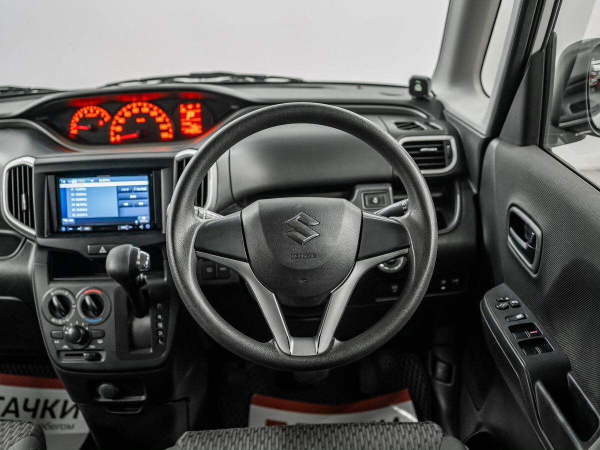 Suzuki Solio 2017 - фото автомобиля