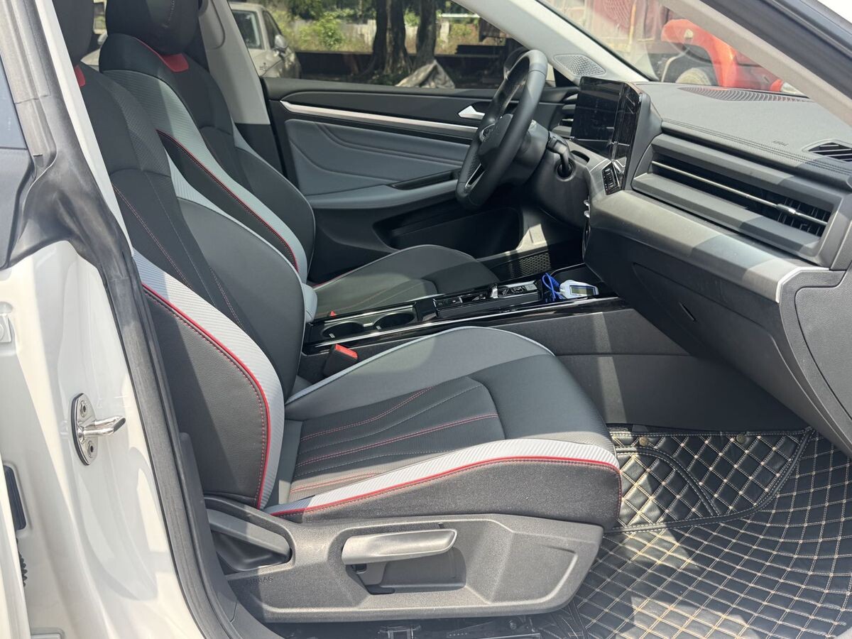 Volkswagen Lamando L 2022 - фото автомобиля
