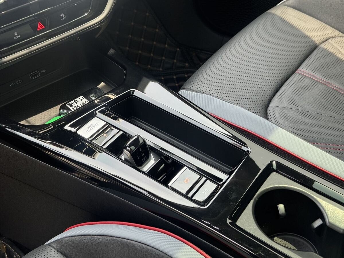 Volkswagen Lamando L 2022 - фото автомобиля