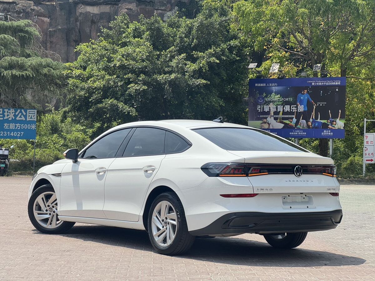 Volkswagen Lamando L 2022 - фото автомобиля