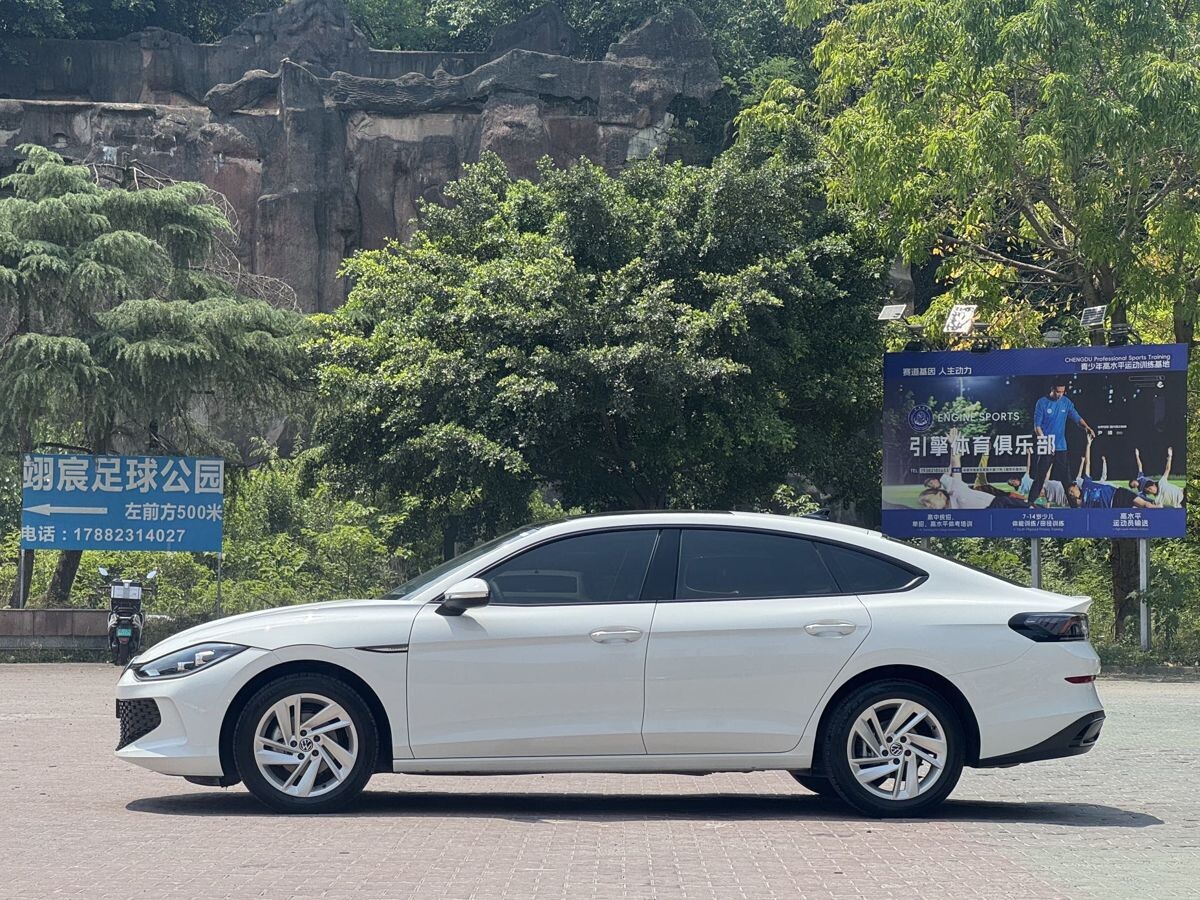 Volkswagen Lamando L 2022 - фото автомобиля