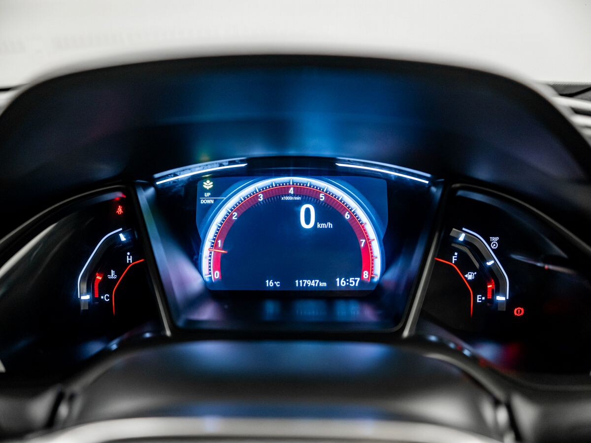 Honda Civic 2018 - фото автомобиля