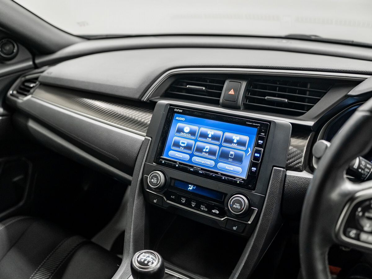 Honda Civic 2018 - фото автомобиля
