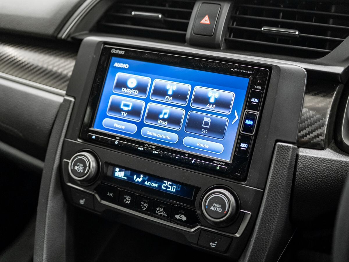 Honda Civic 2018 - фото автомобиля
