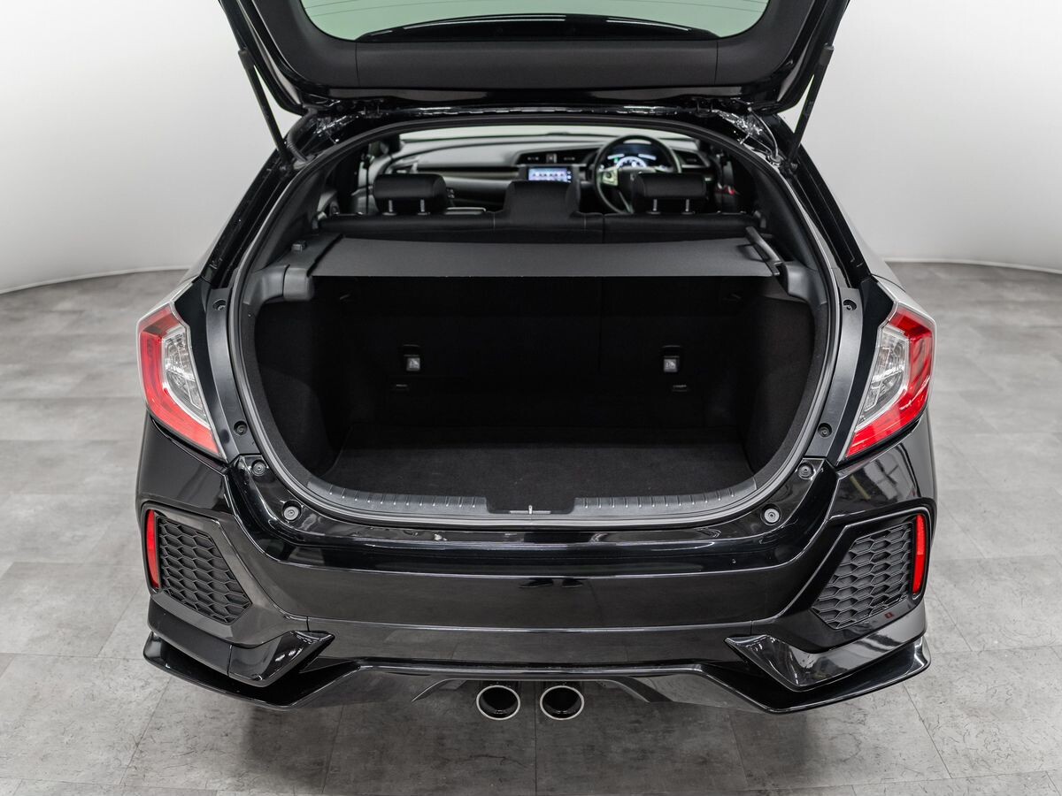 Honda Civic 2018 - фото автомобиля