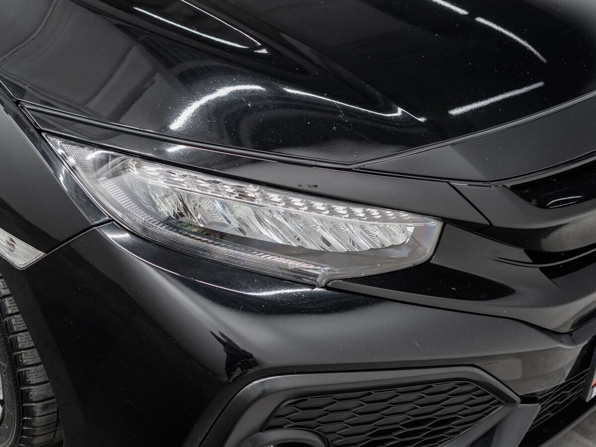 Honda Civic 2018 - фото автомобиля