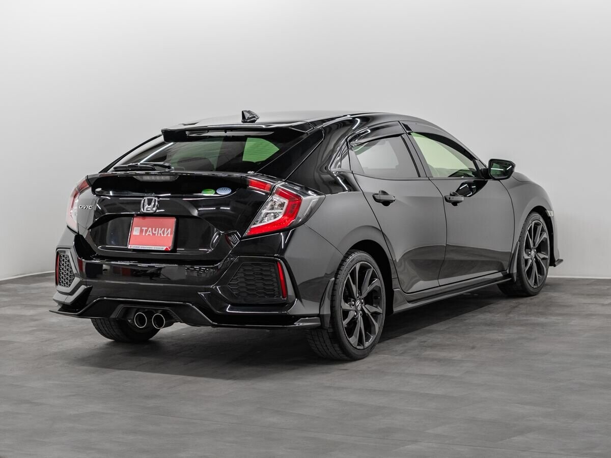 Honda Civic 2018 - фото автомобиля