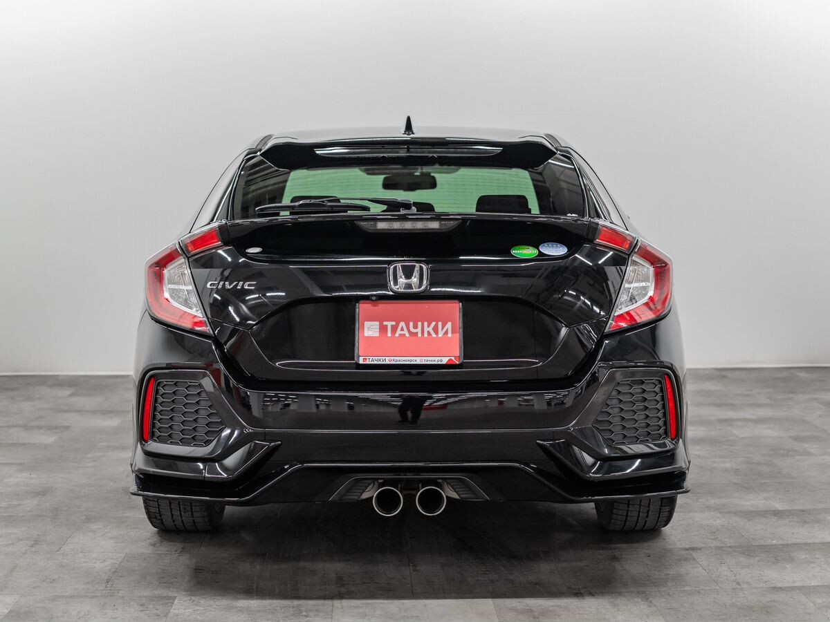 Honda Civic 2018 - фото автомобиля