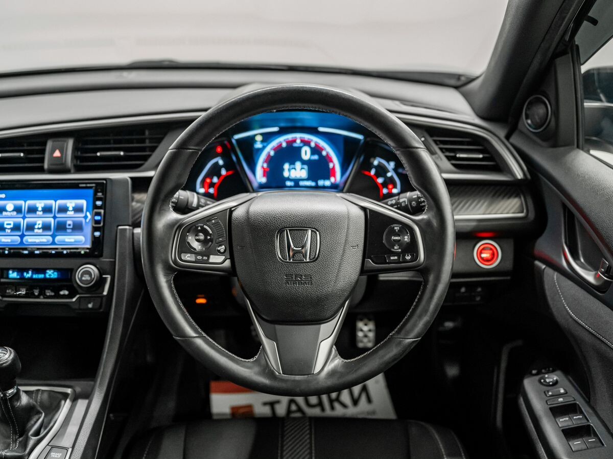 Honda Civic 2018 - фото автомобиля