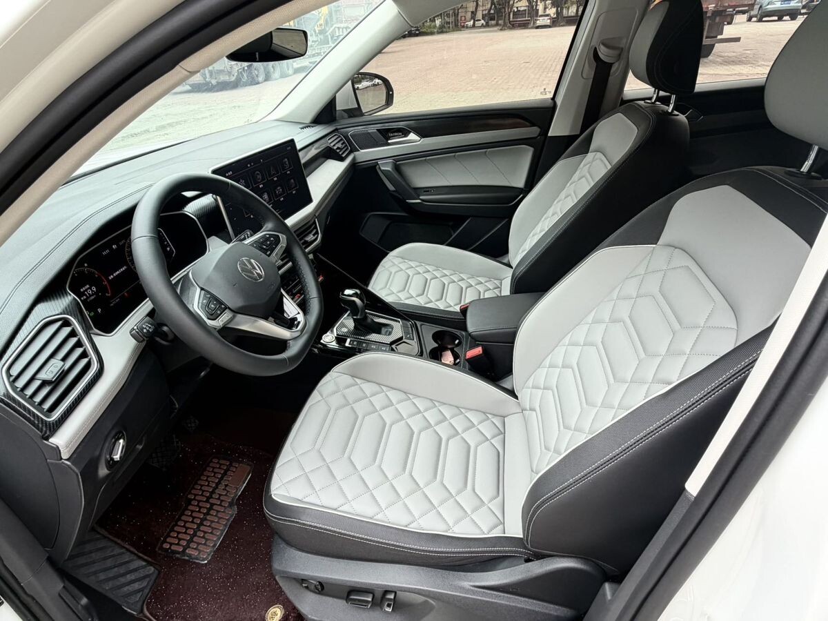 Volkswagen Tayron 2022 - фото автомобиля