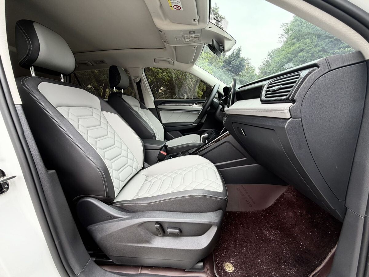 Volkswagen Tayron 2022 - фото автомобиля