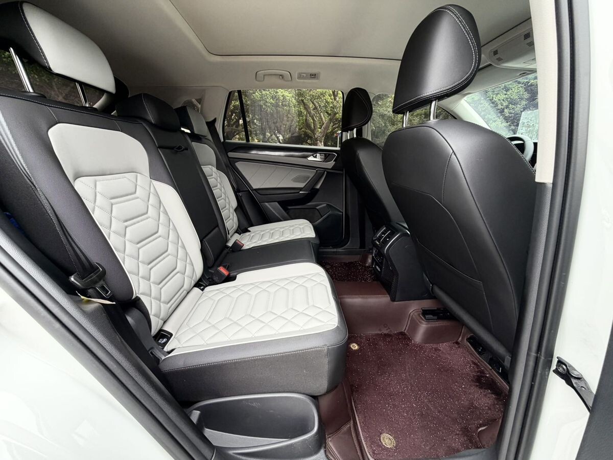 Volkswagen Tayron 2022 - фото автомобиля
