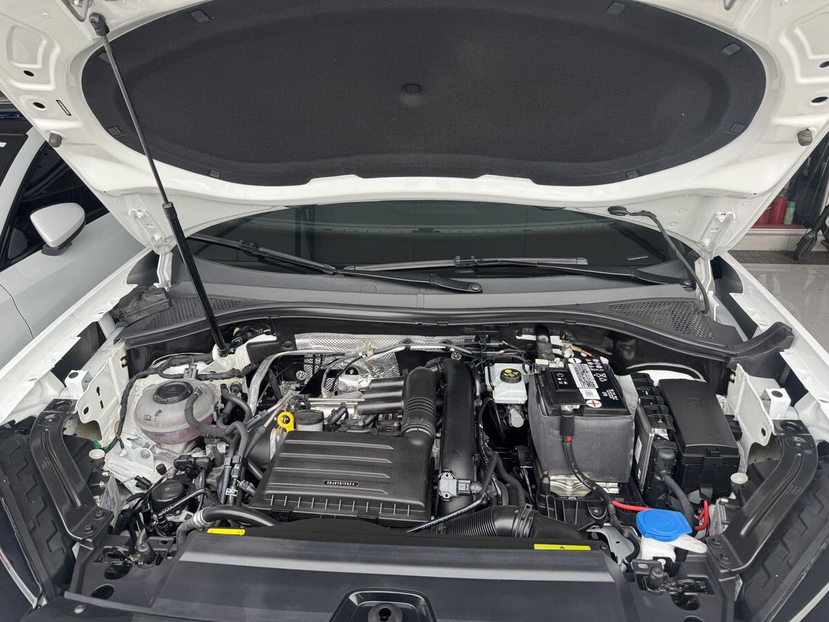 Volkswagen Tayron 2022 - фото автомобиля