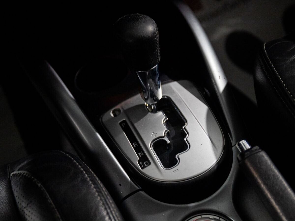 Peugeot 4007 2008 - фото автомобиля